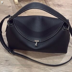 T-Lock Elegant Black false Leather Handbag